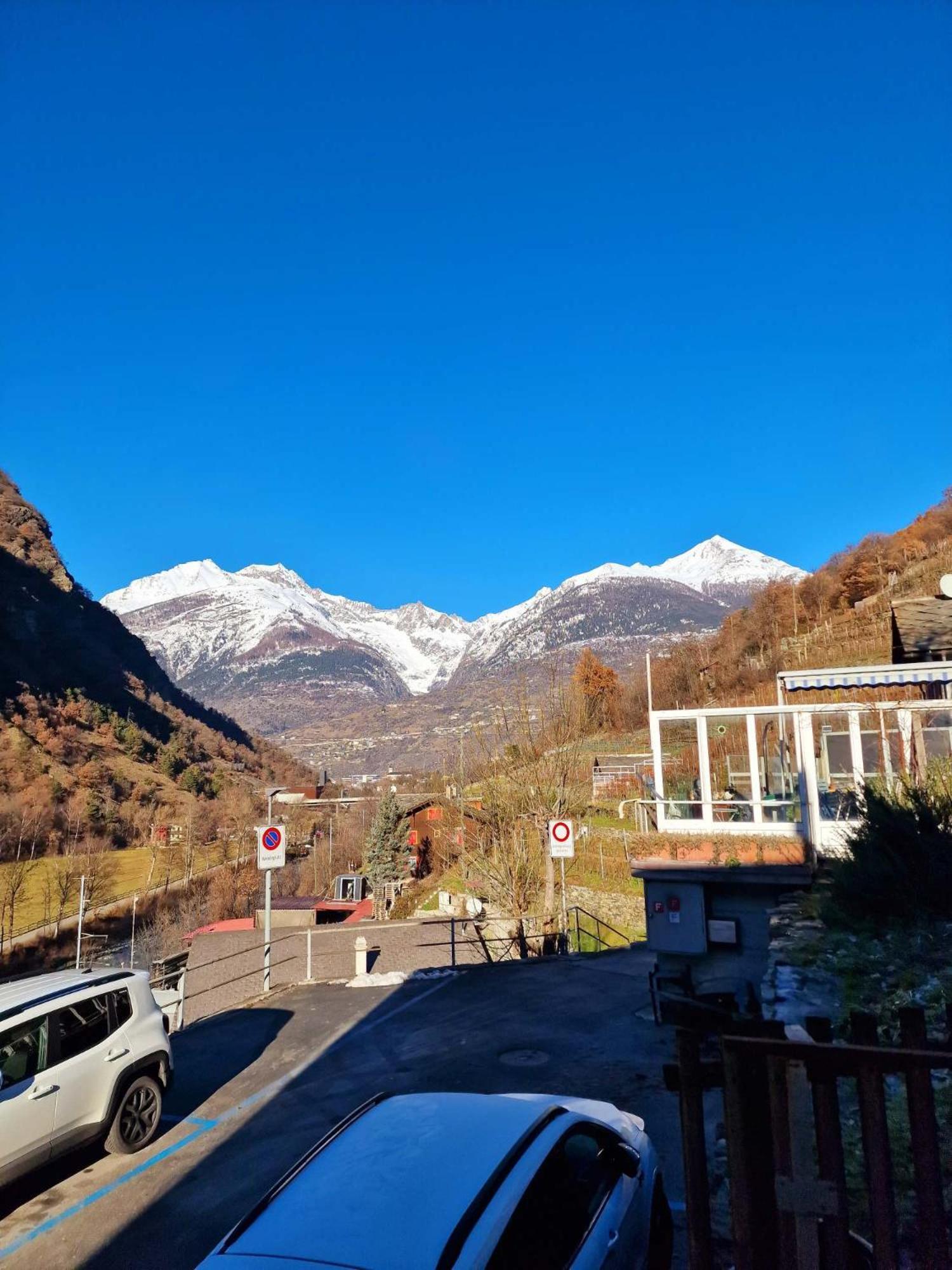 Kunstplanet Im Herzen Der Alpen Am Planetenweg Visp Bagian luar foto