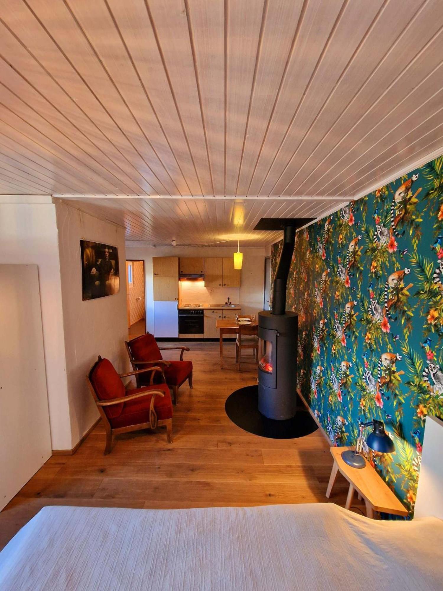Kunstplanet Im Herzen Der Alpen Am Planetenweg Visp Bagian luar foto